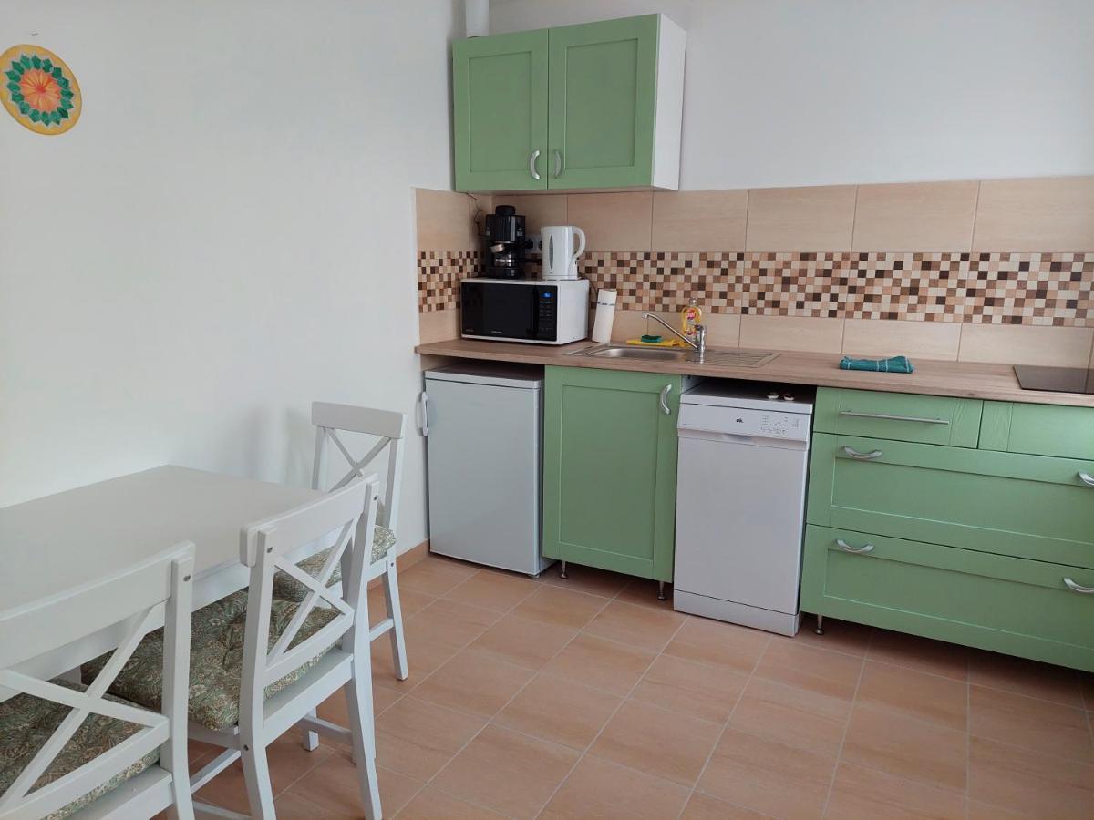 Szent Bernat Vendeghaz Apartment Veszprém Exterior foto
