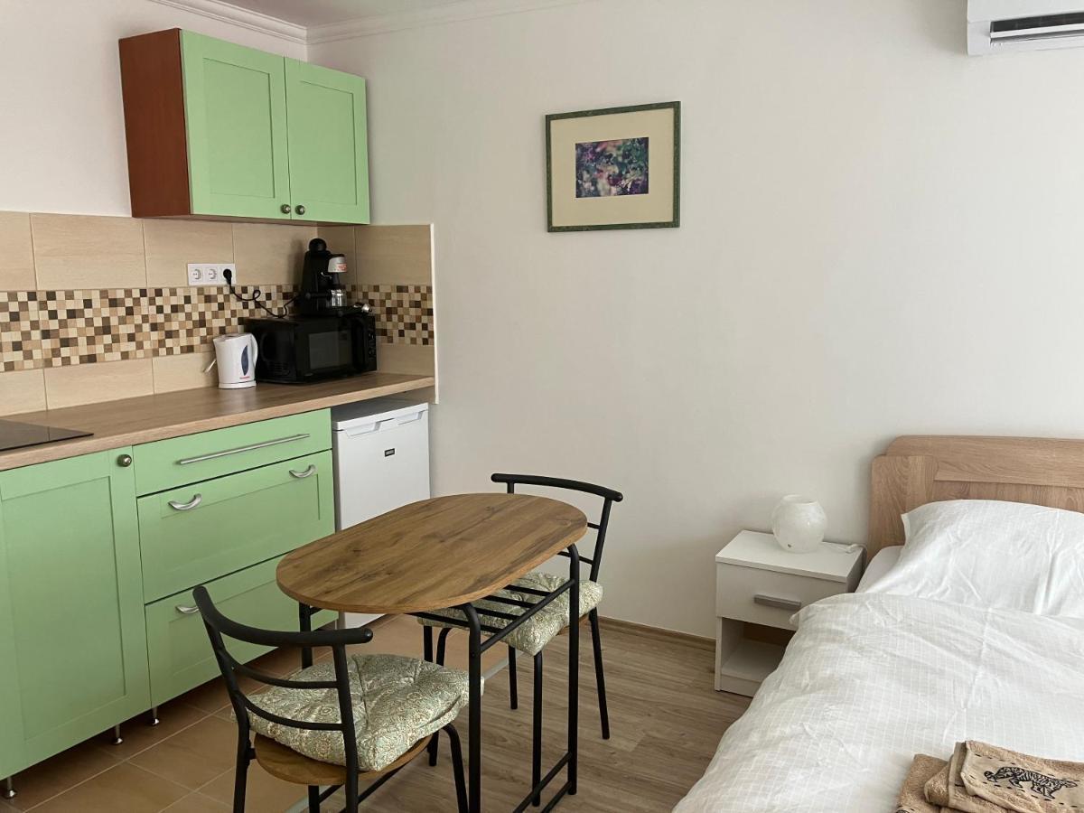 Szent Bernat Vendeghaz Apartment Veszprém Exterior foto